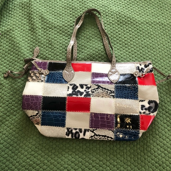 *Imitation* Dolce & Gabbana Large Tote Bag - Picture 3 of 12